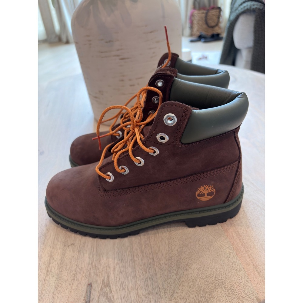 Timberland 6 Inch Waterproof Boot Boys 5.5 Brown NWT Nubuck Leather Gorpcore